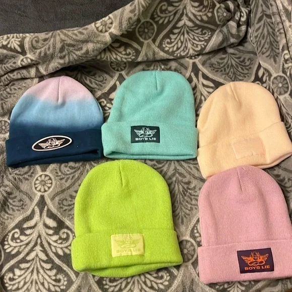 Boys Lie Olivia Beanie - Picture 3 of 8